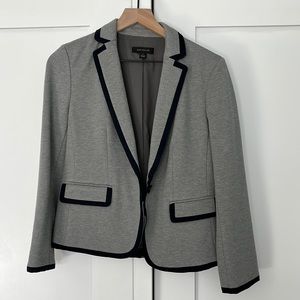 Ann Taylor gray blazer - 6